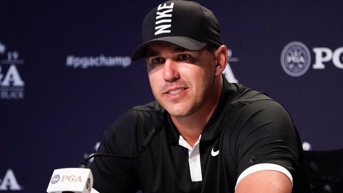 Image of Brooks Koepka received on-course treatment before his tournament exit.