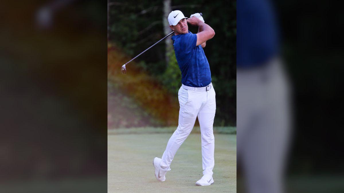 Image of Brooks Koepka dealt with a grip issue during his RBC Canadian Open appearance.